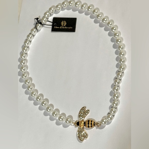 House of Harlow 1960 Jewelry - house of harlow 1960 fresh seawater pearl with glass and rhinestone bee NWT